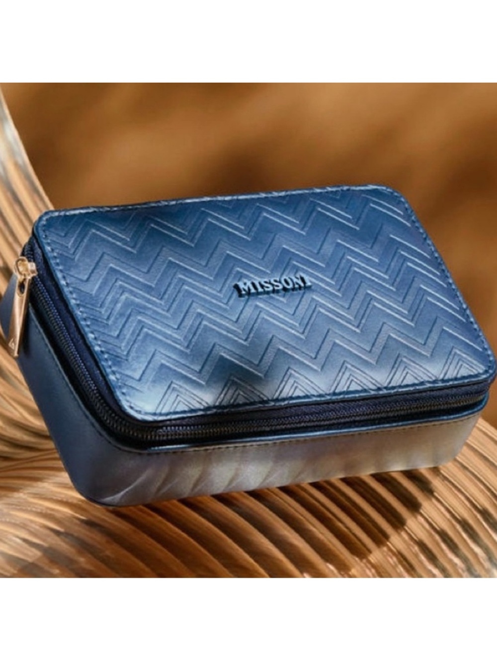 NWT Delta x Missoni first class amenity Case